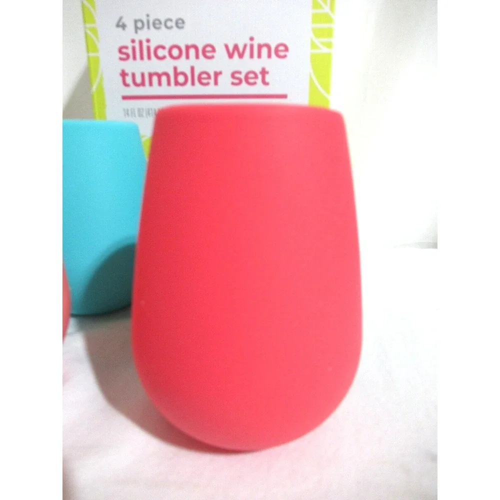4 Piece Silicone Wine Tumbler Set 14 fl‎ oz Each Multicolor Brand New